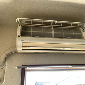 エアコンからの水漏れ修理